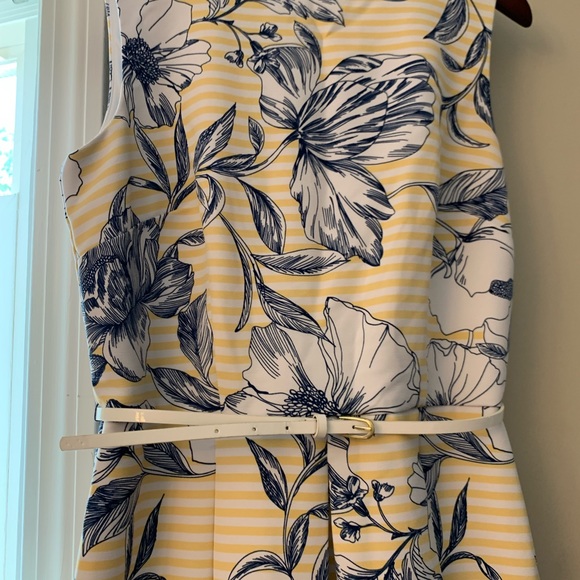 Women’s Summer Work Dress - with pockets! - Picture 2 of 6